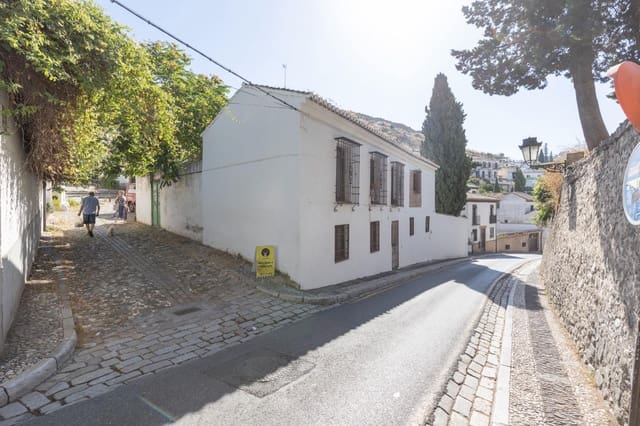 3 soveværelse Villa til salg i Albaicin, Granada by med garage - € 479.000 (Ref: 9913387)