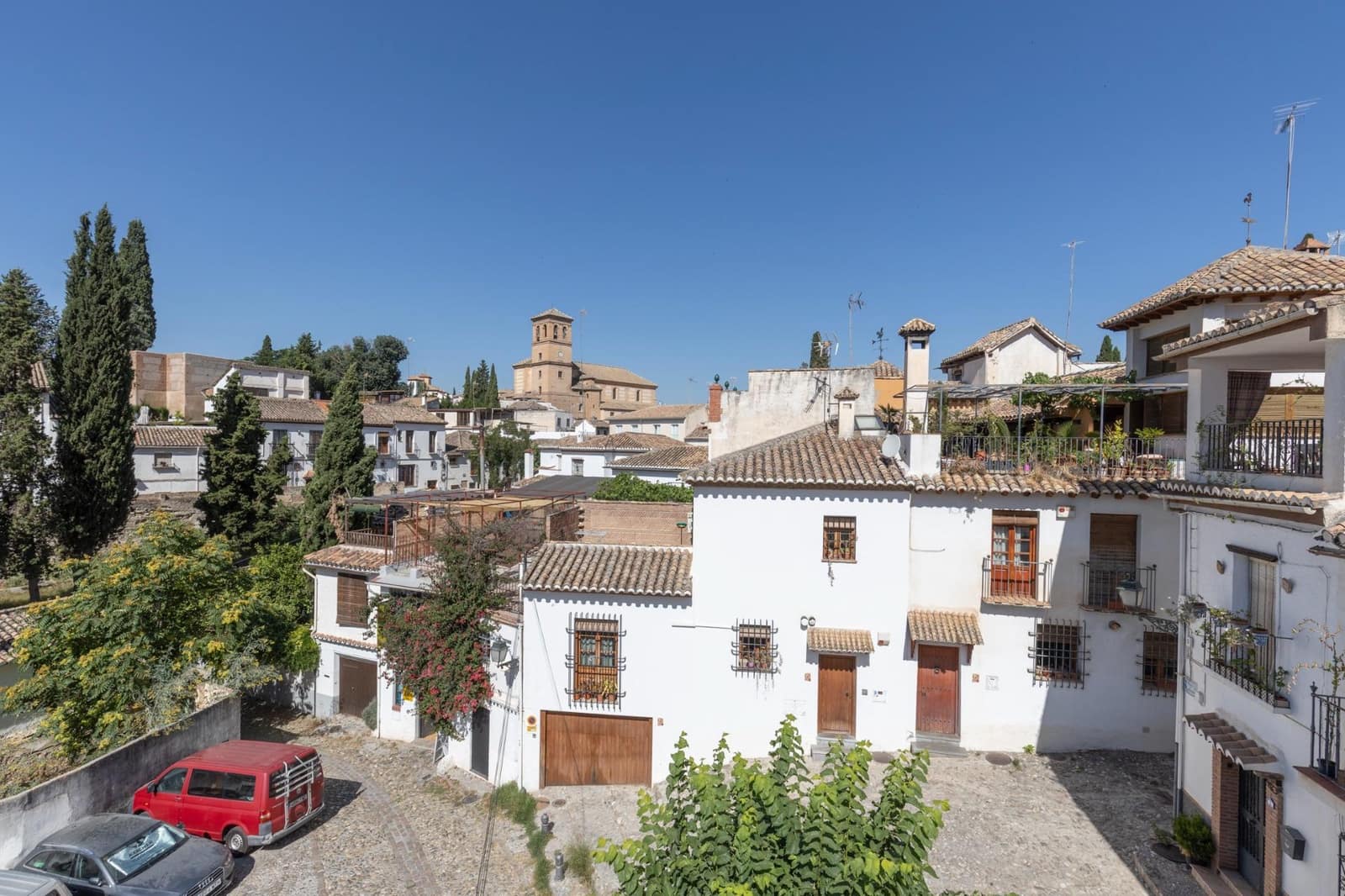 3 soveværelse Villa til salg i Granada by med garage - € 479.000 (Ref: 9913387)