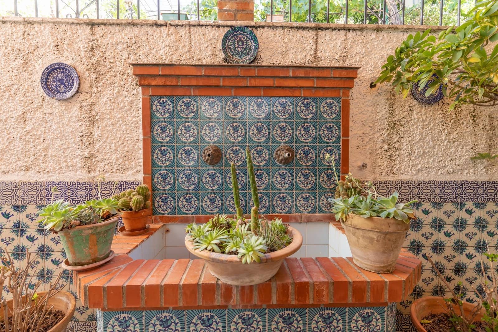 3 soveværelse Villa til salg i Granada by med garage - € 479.000 (Ref: 9913387)
