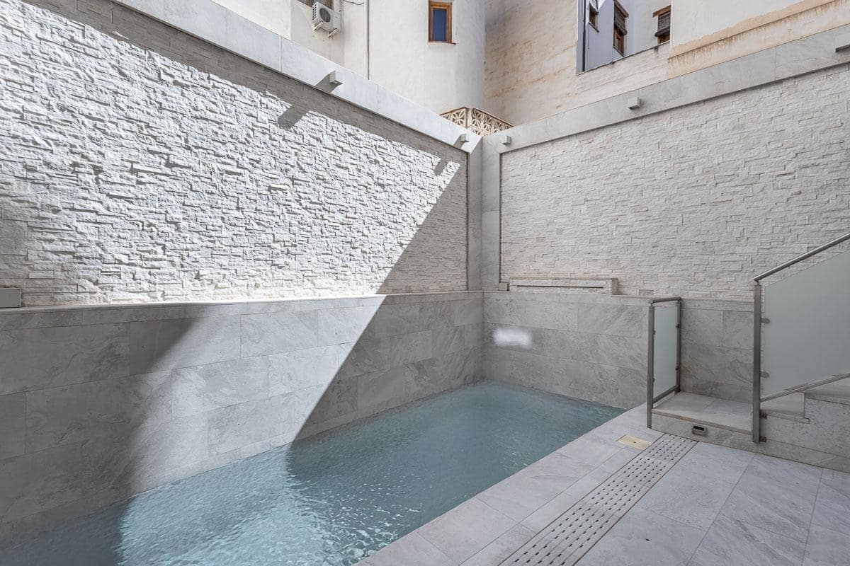 5 chambre Maison de Ville à vendre à Grenade ville avec piscine - 1 495 000 € (Ref: 9913388)