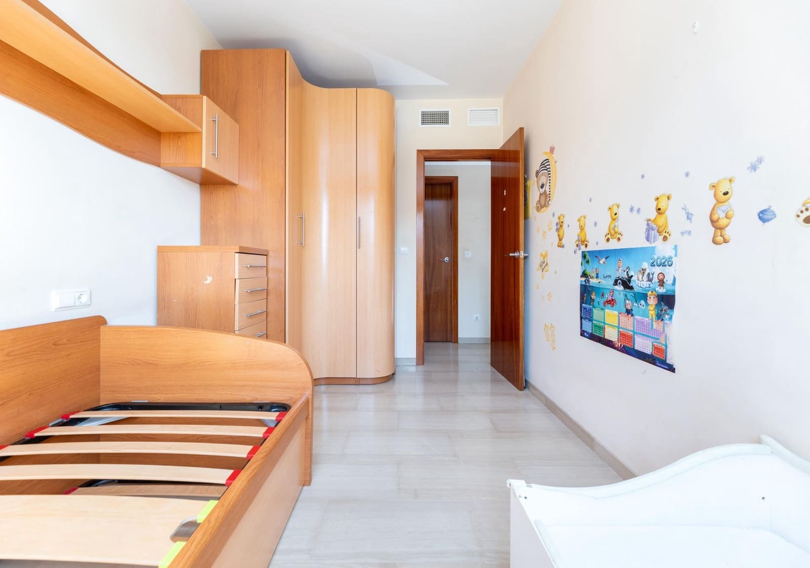 3 slaapkamer Flat te koop in Granada stad met zwembad garage - € 370.000 (Ref: 9916090)