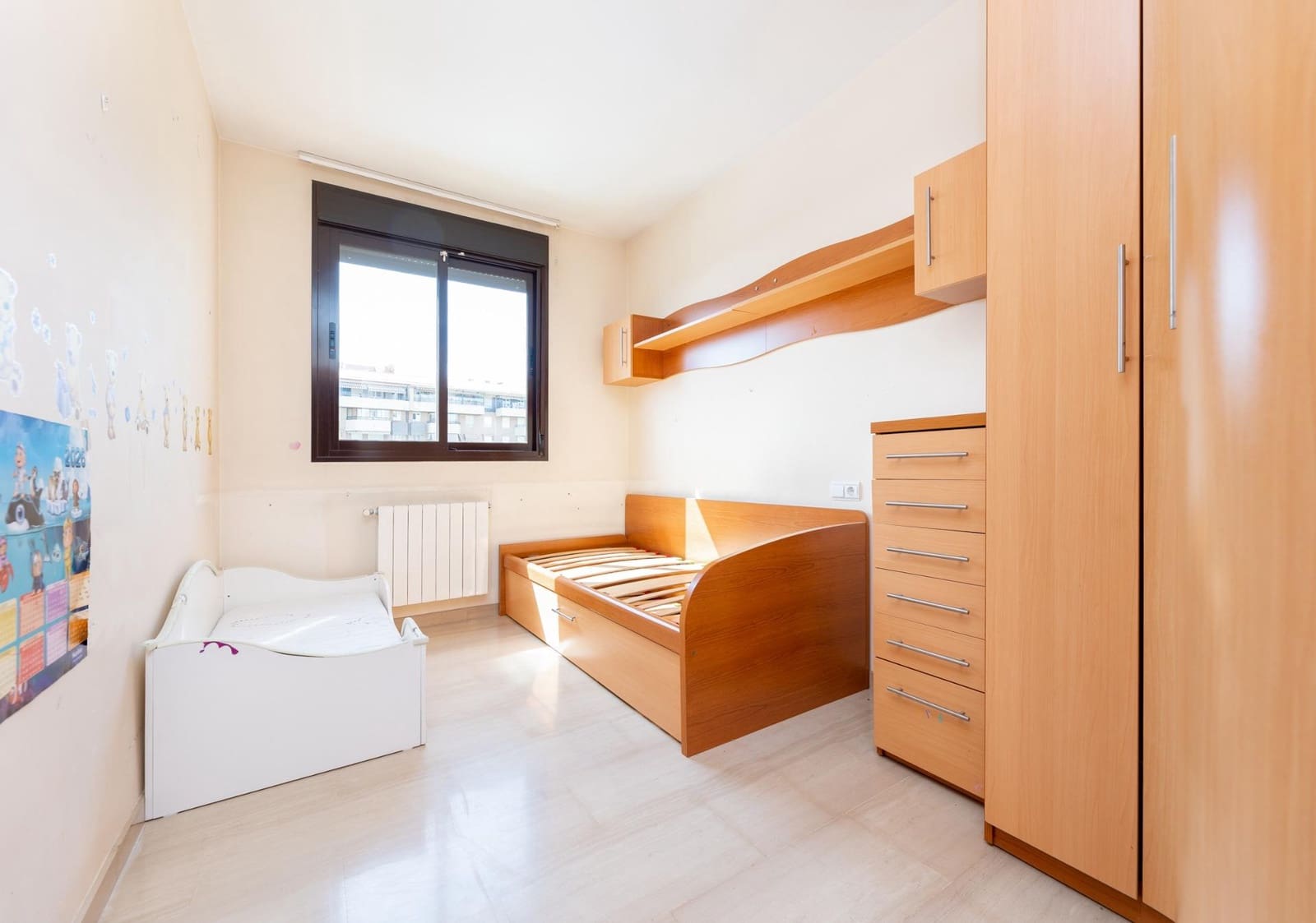 3 slaapkamer Flat te koop in Granada stad met zwembad garage - € 370.000 (Ref: 9916090)