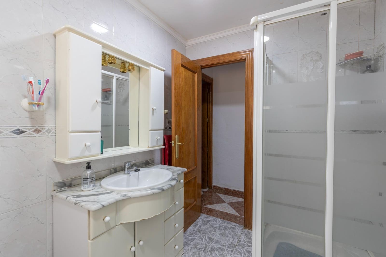 3 camera da letto Villa in vendita in La Zubia con garage - 250.000 € (Rif: 9916099)