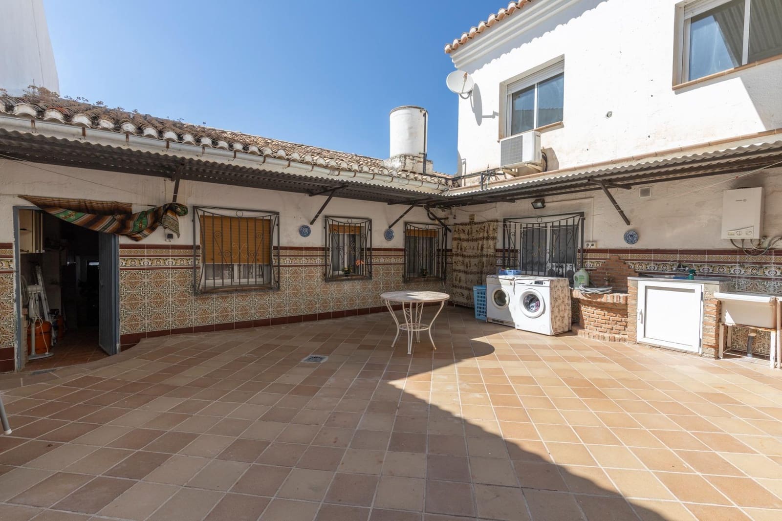 3 camera da letto Villa in vendita in La Zubia con garage - 250.000 € (Rif: 9916099)