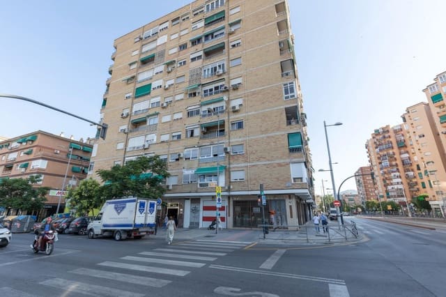 4 camera da letto Appartamento in vendita in Zaidin, Granada città - 345.000 € (Rif: 9920632)