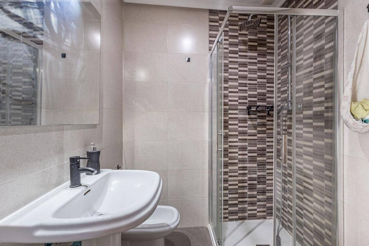 4 makuuhuone Kattohuoneisto myytävänä paikassa Granada kaupunki - 339 000 € (Ref: 9920633)
