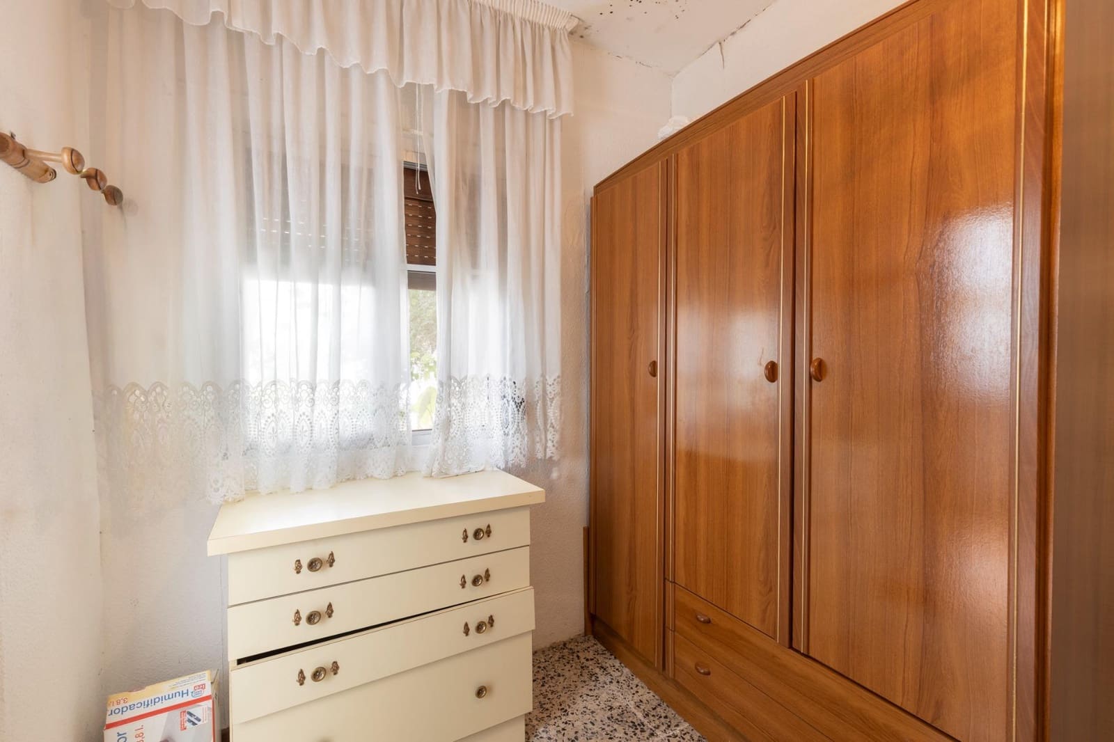 12 soverom Finca/Herregård til salgs i Huetor Vega med garasje - € 495 000 (Ref: 9920636)