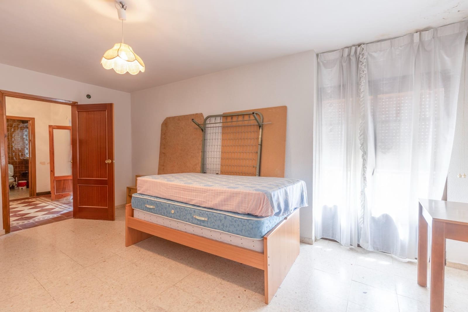 12 soverom Finca/Herregård til salgs i Huetor Vega med garasje - € 495 000 (Ref: 9920636)