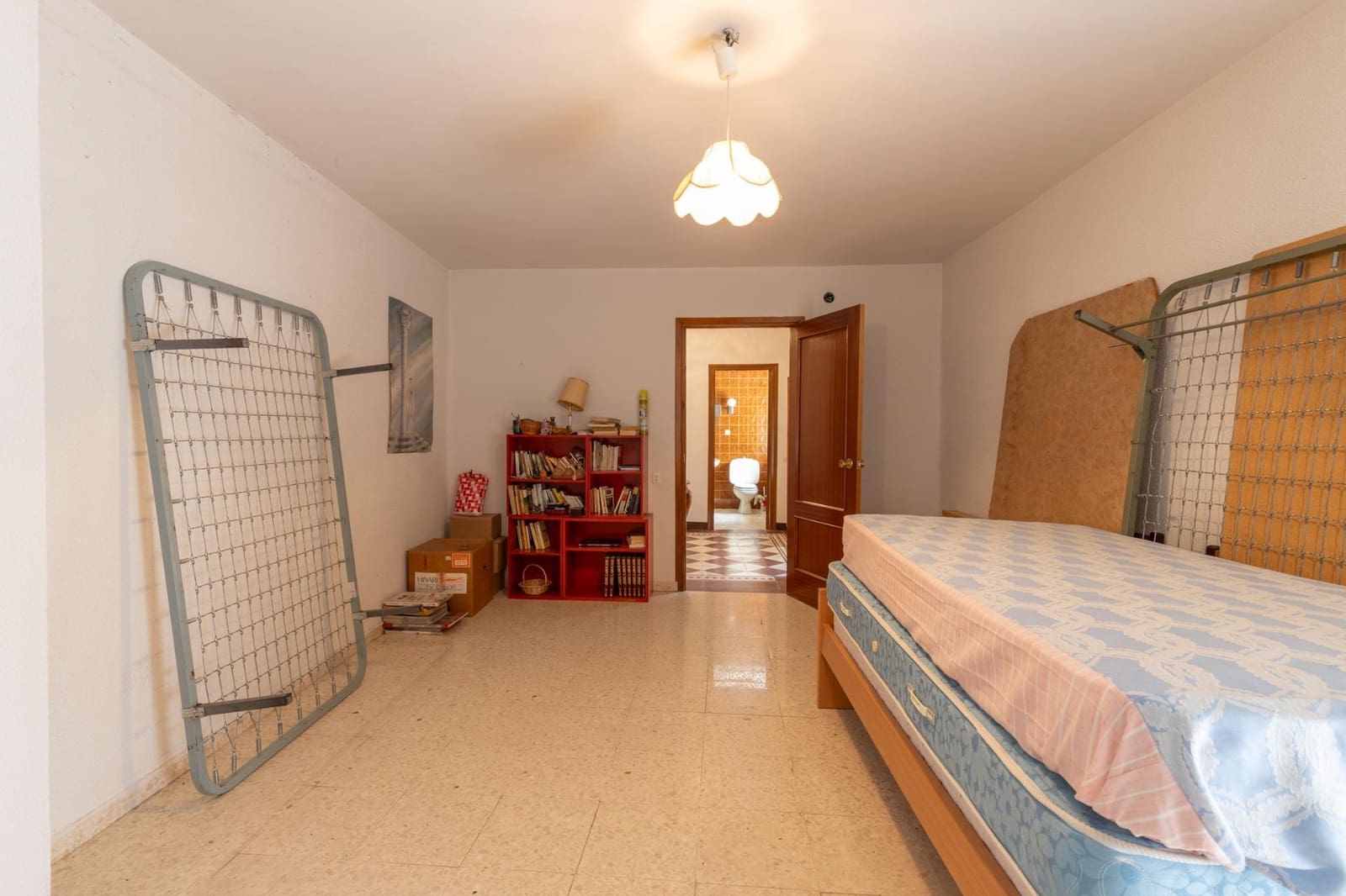 12 soverom Finca/Herregård til salgs i Huetor Vega med garasje - € 495 000 (Ref: 9920636)