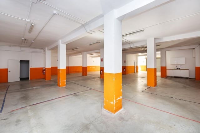 Erhverv til salg i Granada by - € 250.000 (Ref: 9920638)