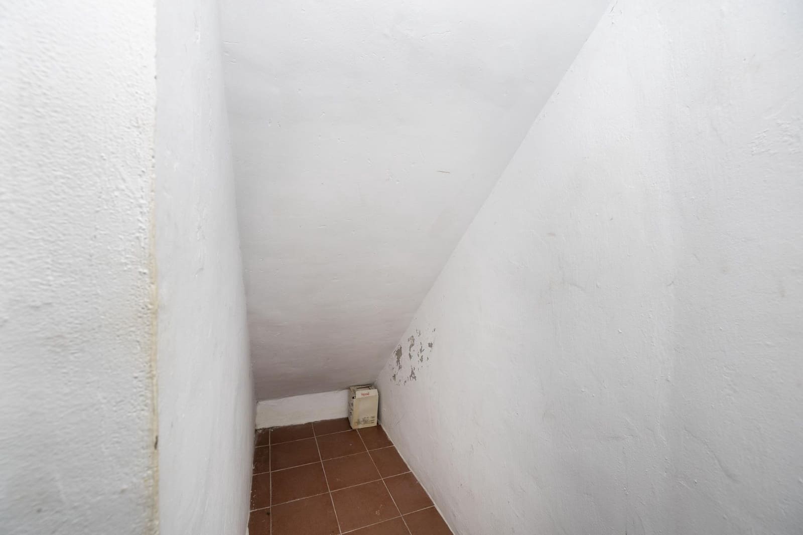 Erhverv til salg i Granada by - € 250.000 (Ref: 9920638)