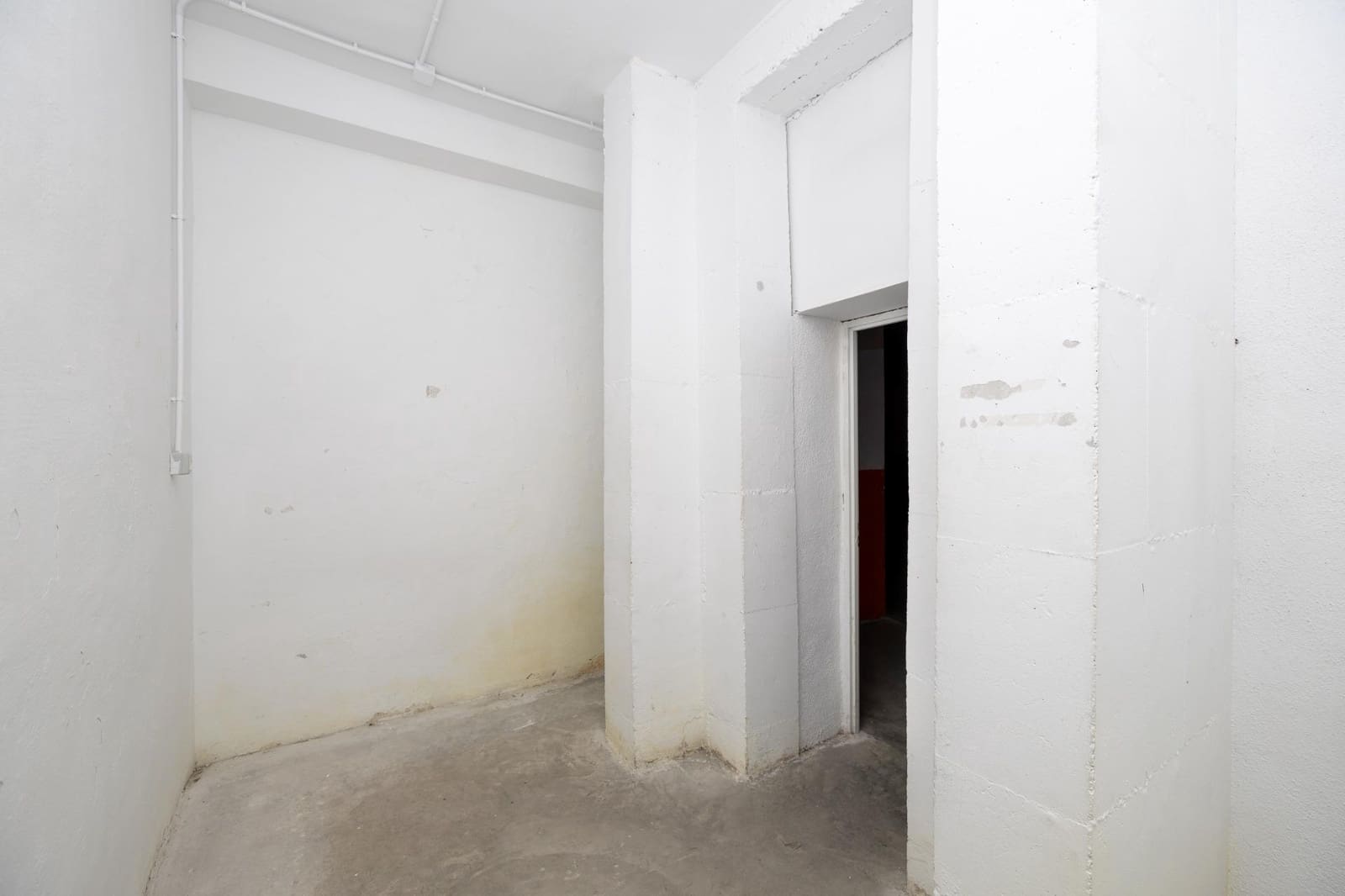 Erhverv til salg i Granada by - € 250.000 (Ref: 9920638)