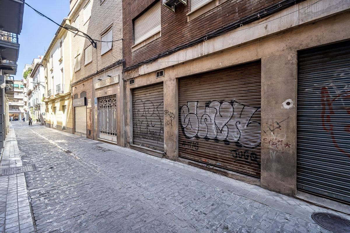 Erhverv til salg i Granada by - € 90.000 (Ref: 9920639)
