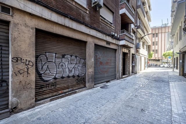 Erhverv til salg i Centro, Granada by - € 90.000 (Ref: 9920639)