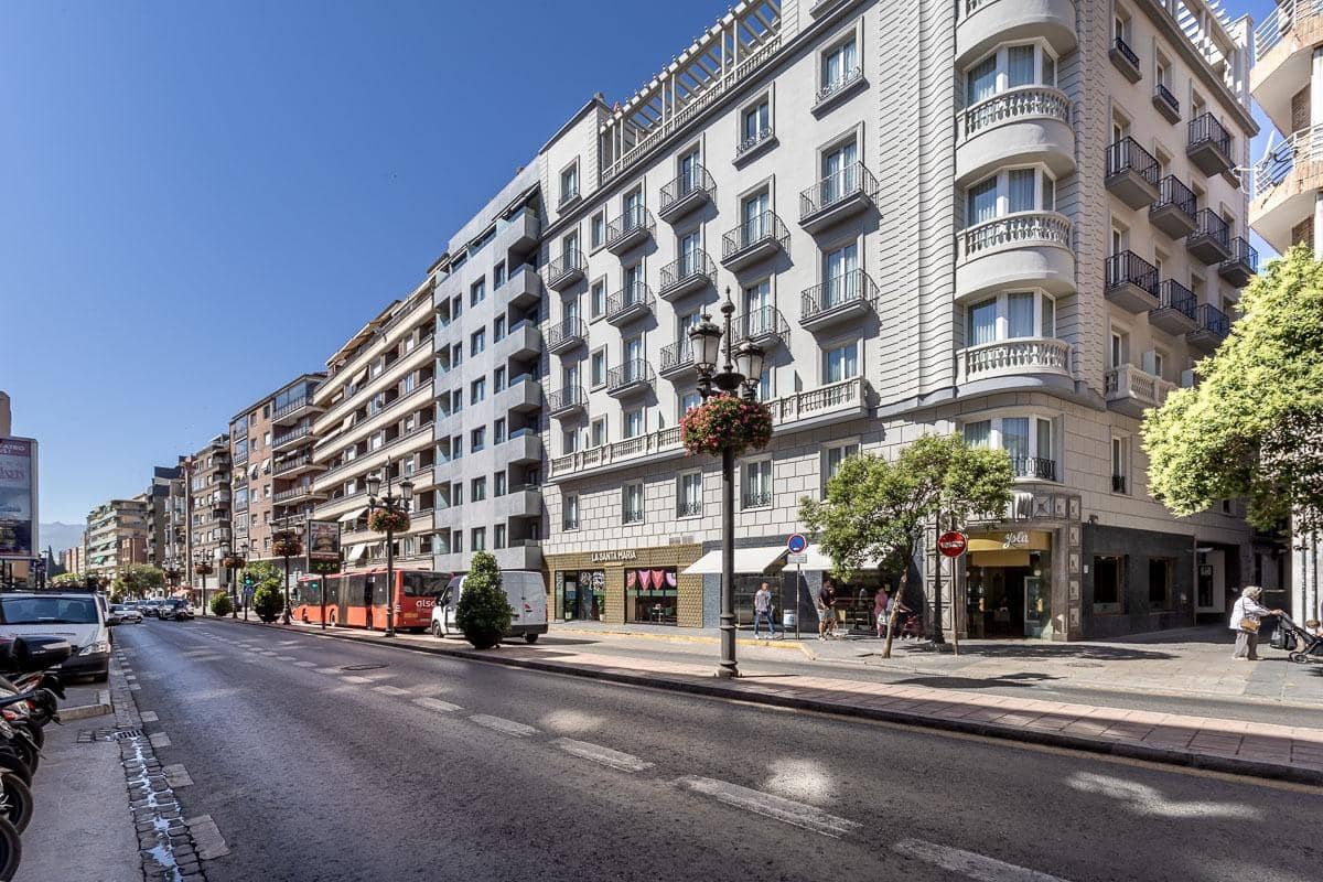 Erhverv til salg i Granada by - € 90.000 (Ref: 9920639)