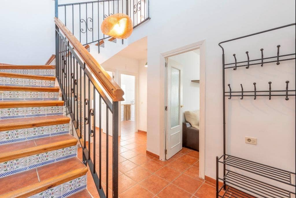 4 Zimmer Villa zu verkaufen in Albolote mit Pool Garage - 285.000 € (Ref: 9920644)