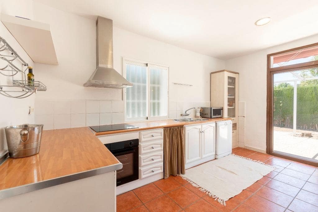 4 Zimmer Villa zu verkaufen in Albolote mit Pool Garage - 285.000 € (Ref: 9920644)
