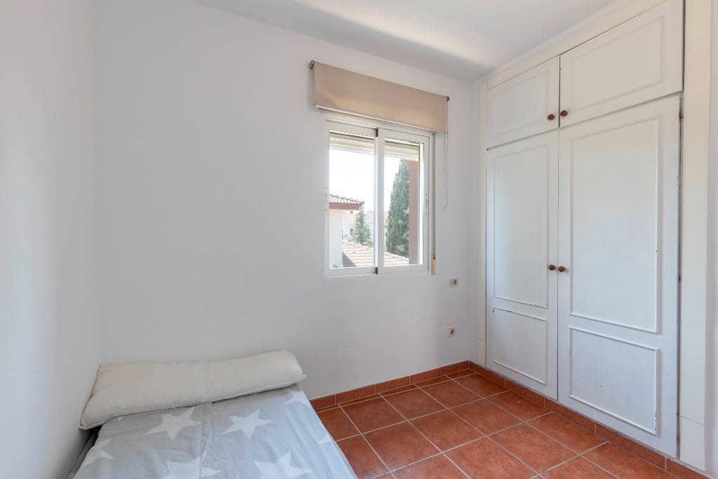 4 Zimmer Villa zu verkaufen in Albolote mit Pool Garage - 285.000 € (Ref: 9920644)