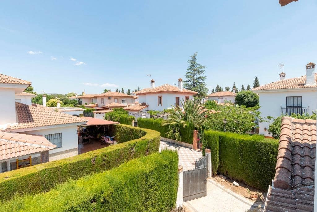 4 Zimmer Villa zu verkaufen in Albolote mit Pool Garage - 285.000 € (Ref: 9920644)