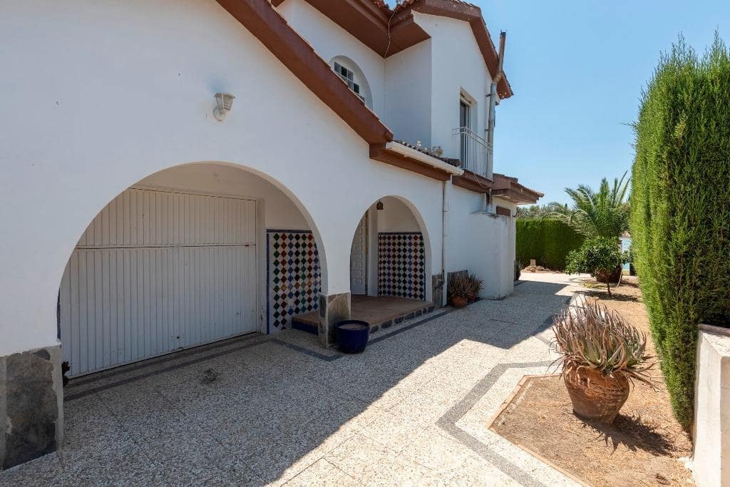4 Zimmer Villa zu verkaufen in Albolote mit Pool Garage - 285.000 € (Ref: 9920644)