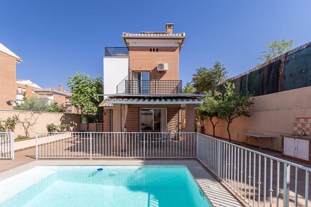 4 camera da letto Villa in vendita in Huétor Vega con piscina garage - 650.000 € (Rif: 9920645)