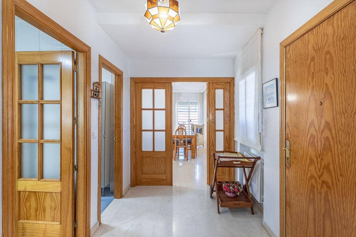 4 camera da letto Villa in vendita in Huetor Vega con piscina garage - 650.000 € (Rif: 9920645)