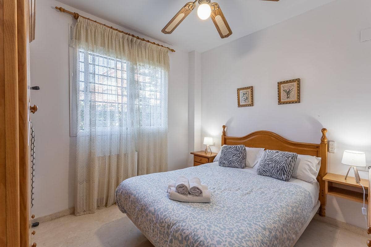 4 camera da letto Villa in vendita in Huetor Vega con piscina garage - 650.000 € (Rif: 9920645)