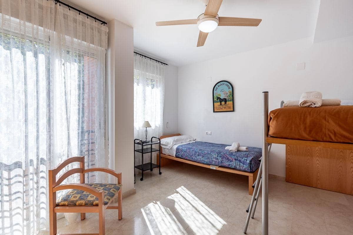 4 camera da letto Villa in vendita in Huetor Vega con piscina garage - 650.000 € (Rif: 9920645)