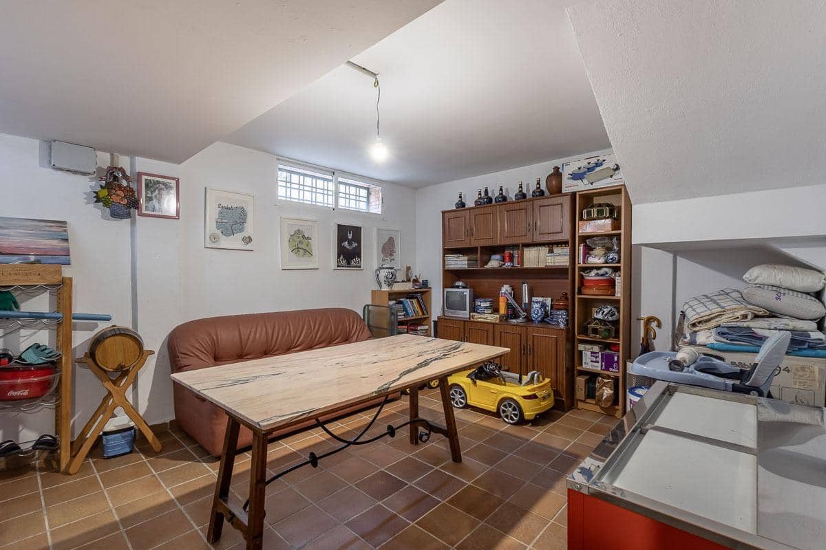 4 camera da letto Villa in vendita in Huetor Vega con piscina garage - 650.000 € (Rif: 9920645)