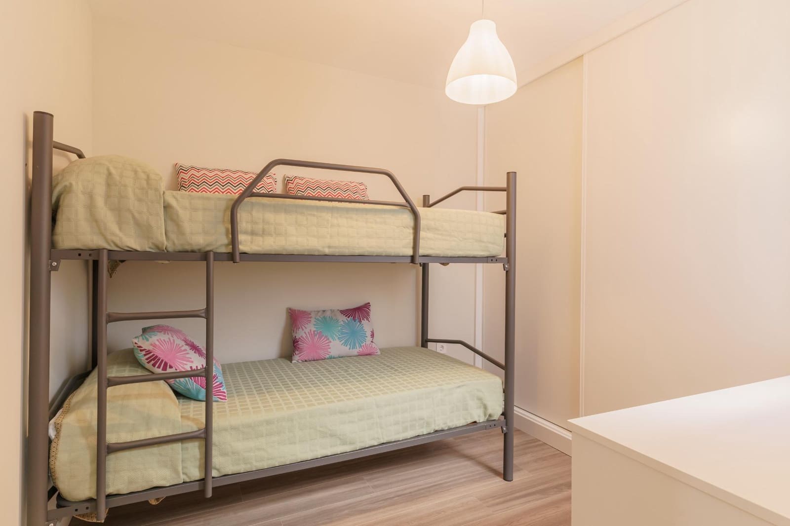 2 soveværelse Lejlighed til leje i Motril med swimmingpool garage - € 1.500 (Ref: 9922549)