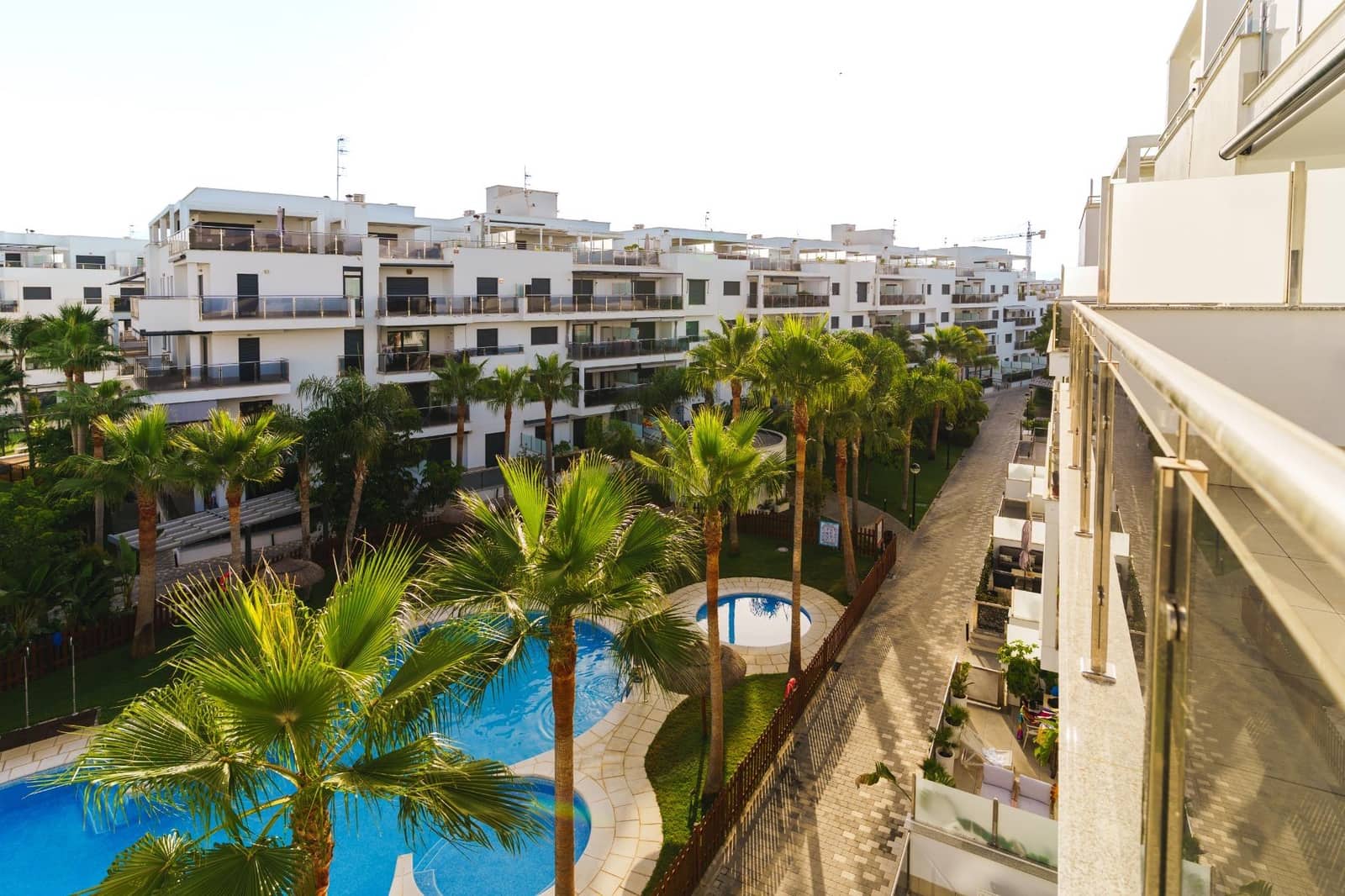2 soveværelse Lejlighed til leje i Motril med swimmingpool garage - € 1.500 (Ref: 9922549)