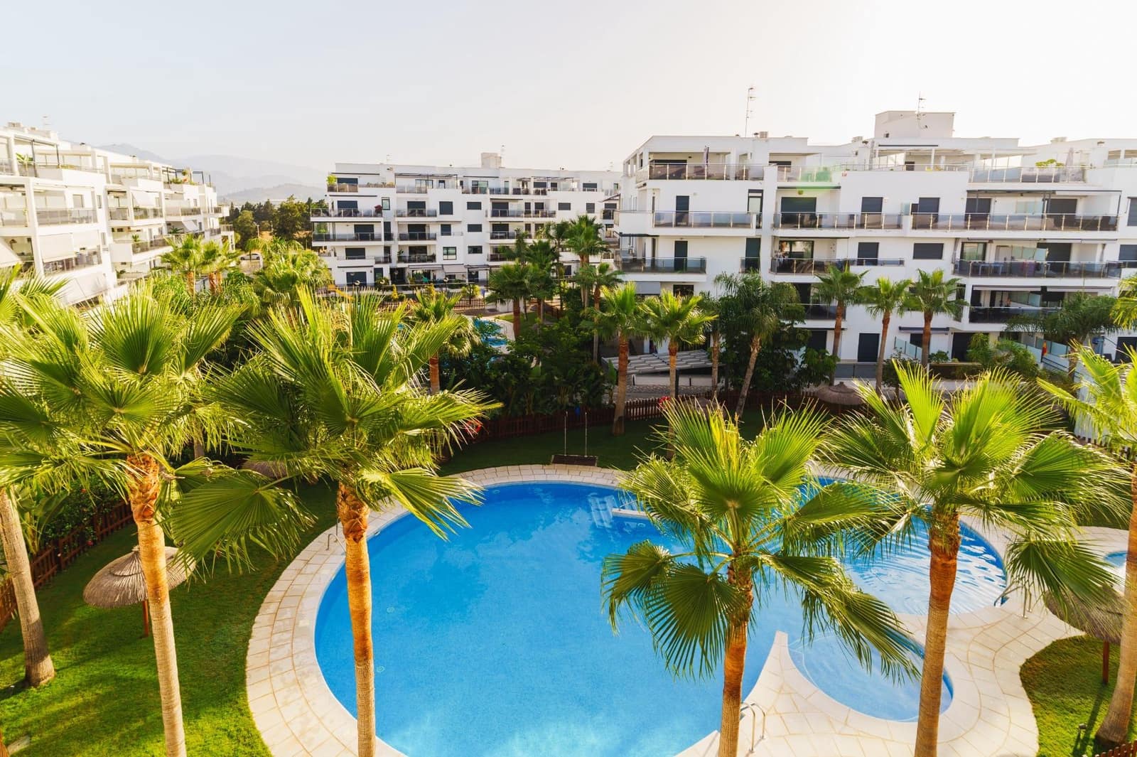 2 soveværelse Lejlighed til leje i Motril med swimmingpool garage - € 1.500 (Ref: 9922549)