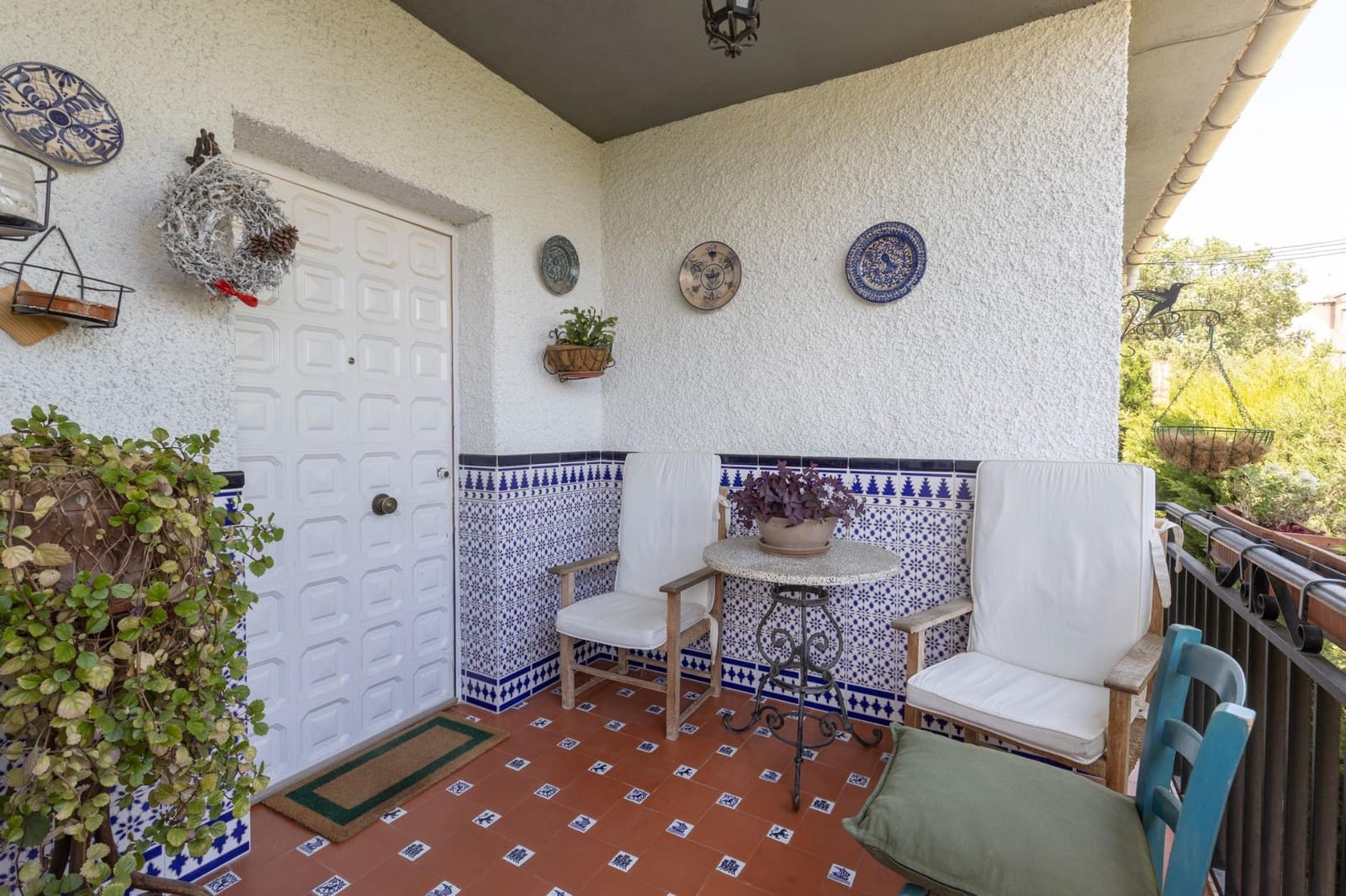 5 bedroom Villa for sale in Gojar with pool garage - € 445,000 (Ref: 9924804)