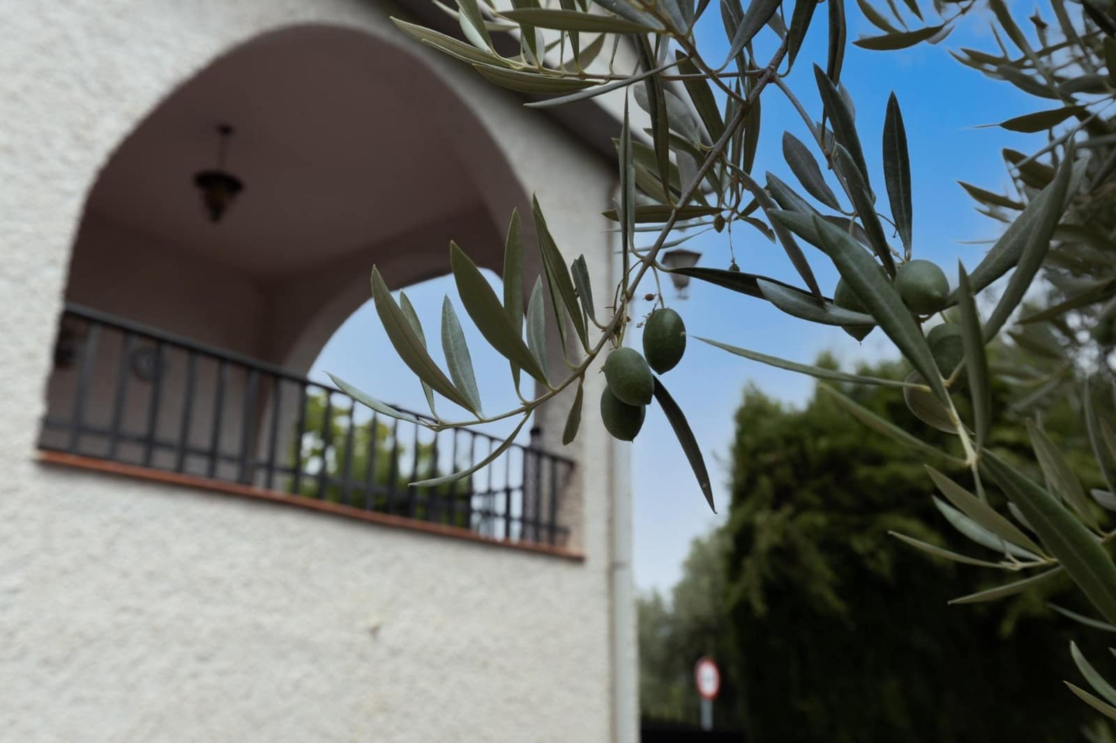 5 bedroom Villa for sale in Gojar with pool garage - € 445,000 (Ref: 9924804)