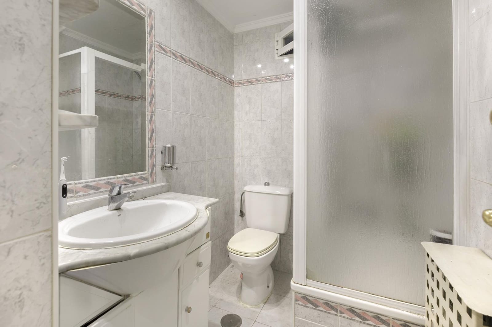 3 bedroom Flat for sale in Granada city - € 370,000 (Ref: 9924805)