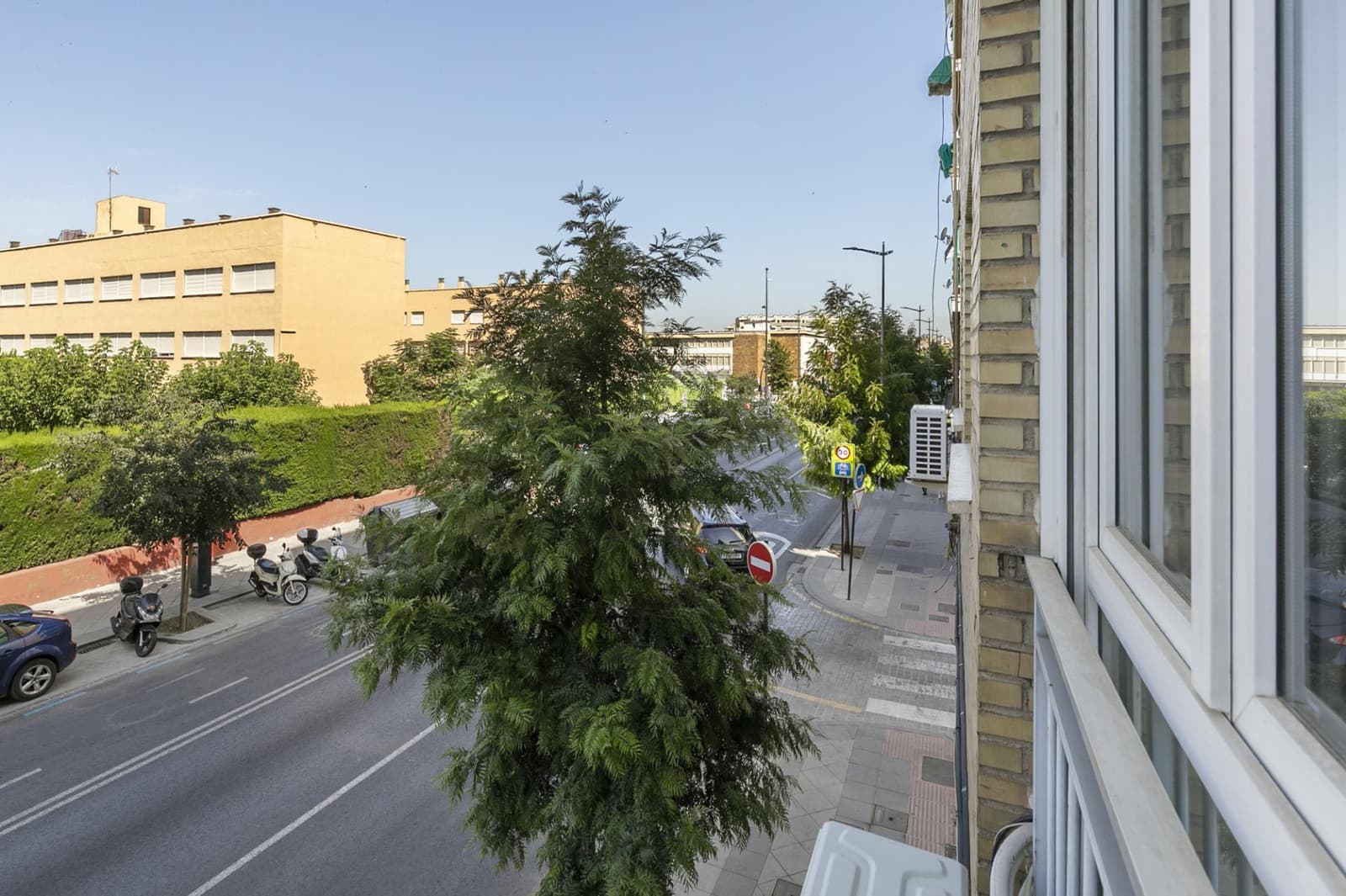 3 bedroom Flat for sale in Granada city - € 370,000 (Ref: 9924805)