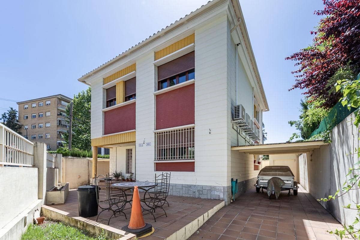 5 quarto Moradia para venda em Granada cidade com garagem - 750 000 € (Ref: 9924806)