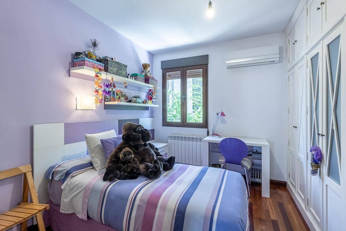 5 quarto Moradia para venda em Granada cidade com garagem - 750 000 € (Ref: 9924806)
