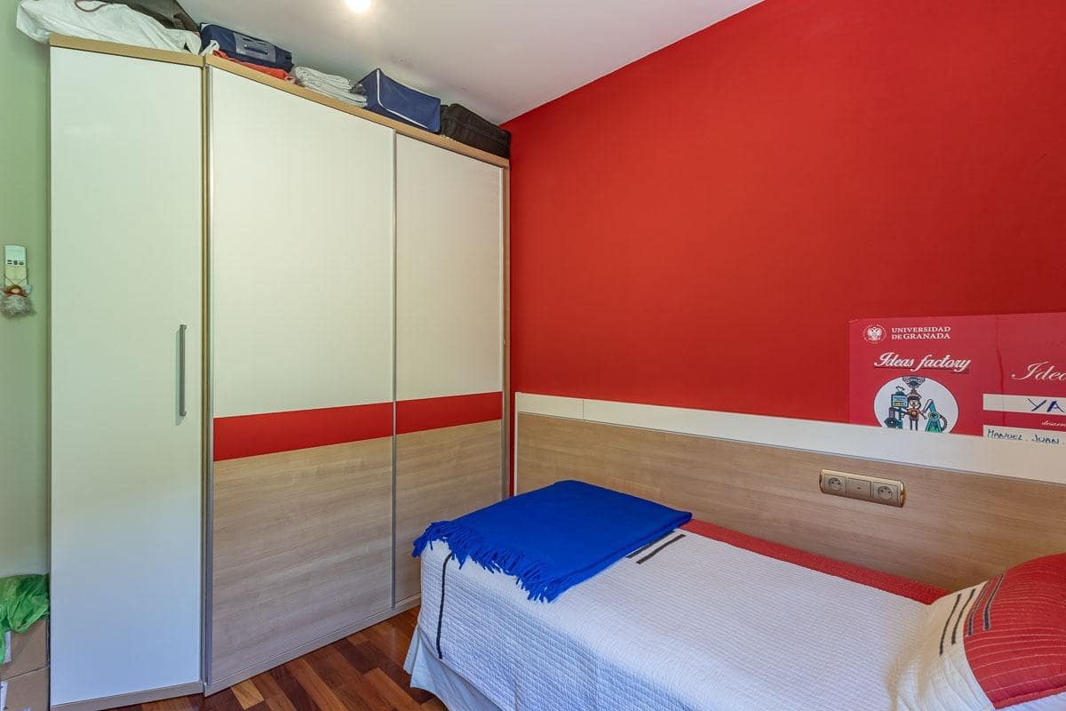 5 quarto Moradia para venda em Granada cidade com garagem - 750 000 € (Ref: 9924806)