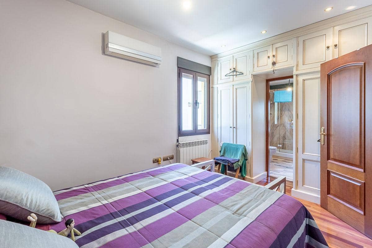5 quarto Moradia para venda em Granada cidade com garagem - 750 000 € (Ref: 9924806)