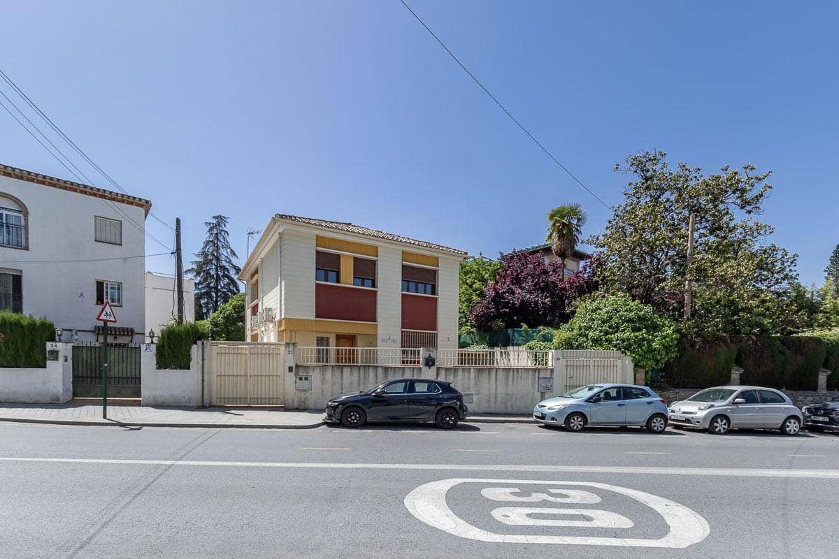 5 quarto Moradia para venda em Granada cidade com garagem - 750 000 € (Ref: 9924806)