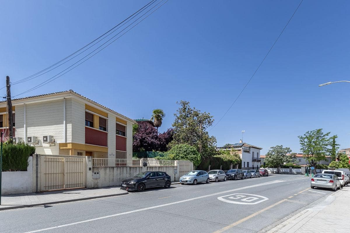 5 quarto Moradia para venda em Granada cidade com garagem - 750 000 € (Ref: 9924806)