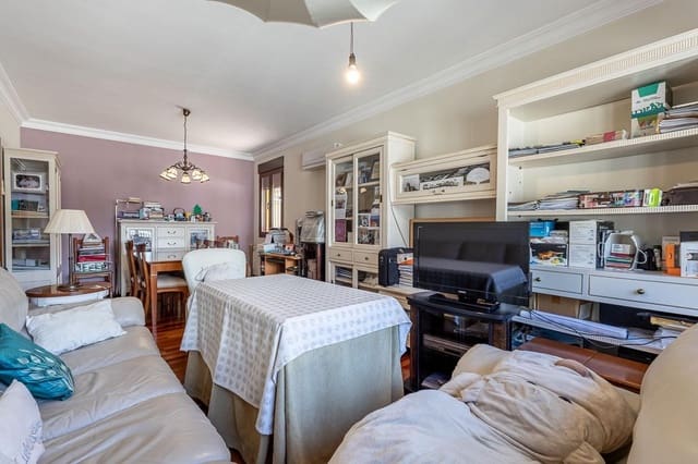 5 soverom Villa til salgs i Granada by med garasje - € 750 000 (Ref: 9924806)