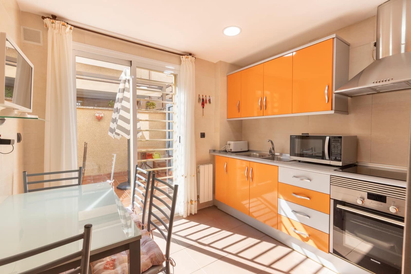 4 sovrum Radhus till salu i Armilla med garage - 365 000 € (Ref: 9924807)