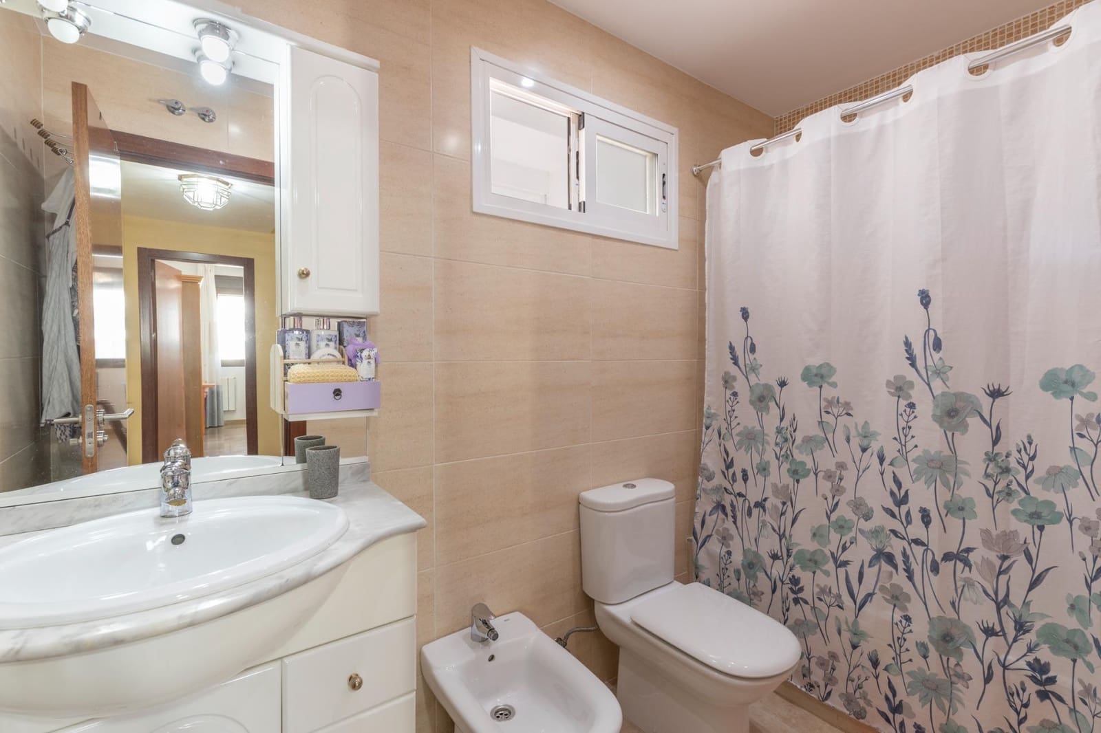 4 sovrum Radhus till salu i Armilla med garage - 365 000 € (Ref: 9924807)