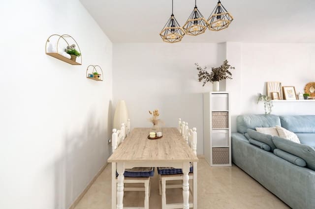 2 chambre Appartement à vendre à Churriana de la Vega avec garage - 175 000 € (Ref: 9927663)