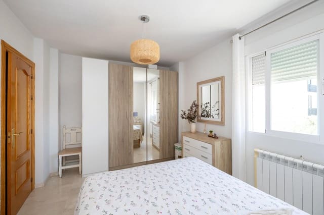 2 chambre Appartement à vendre à Churriana de la Vega avec garage - 175 000 € (Ref: 9927663)