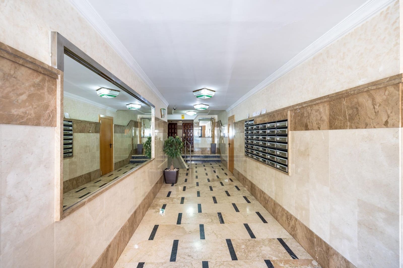 4 soverom Leilighet til salgs i Granada by - € 310 000 (Ref: 9927664)
