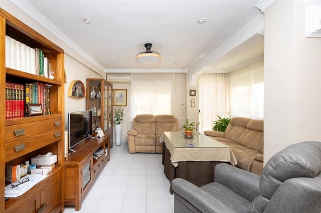 4 sypialnia Mieszkanie na sprzedaż w Miasto Grenada - 320 000 € (Ref: 9927664)