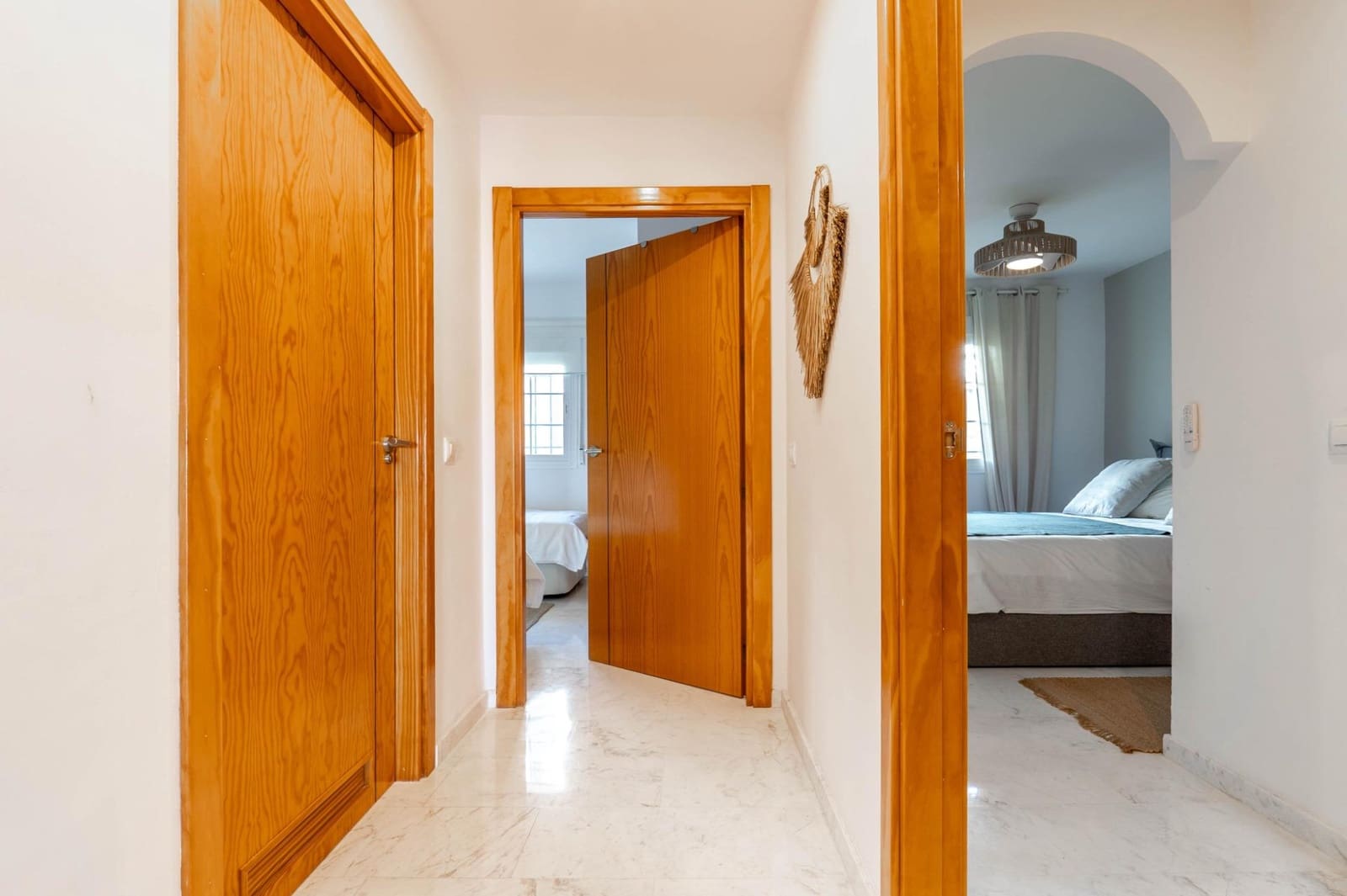 2 bedroom Apartment for sale in La Herradura with pool - € 279,000 (Ref: 9927665)